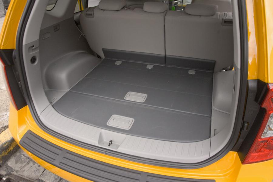  Kia Rondo Taxi 2007 года  (фото 14 из 45)